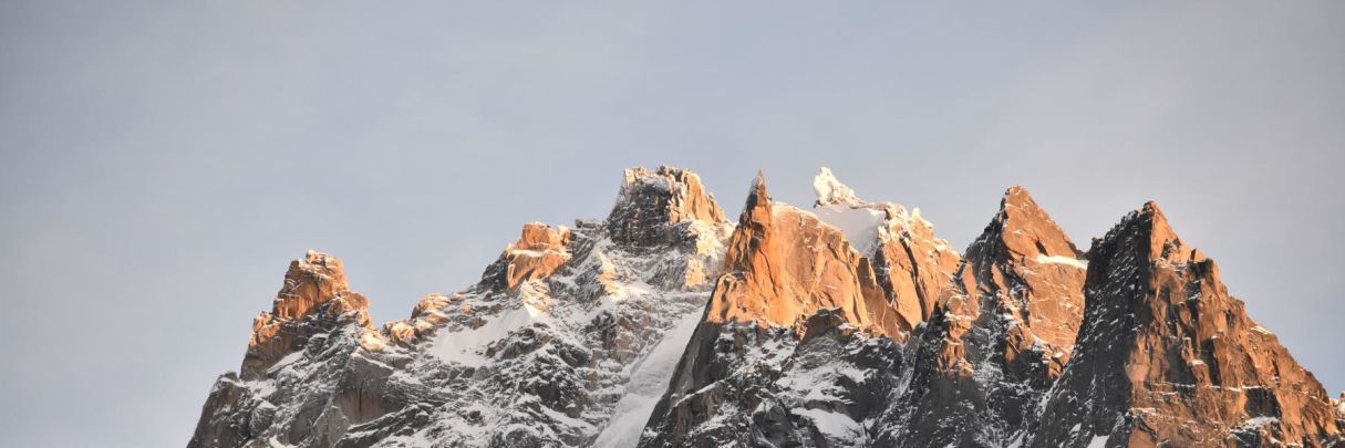 The amazing sights of the peaks of Chamonix