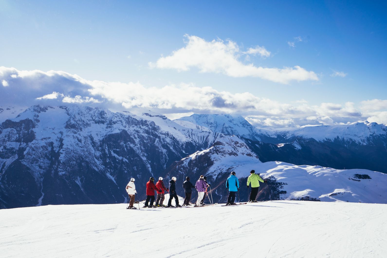 Chamonix skiers on the ridge