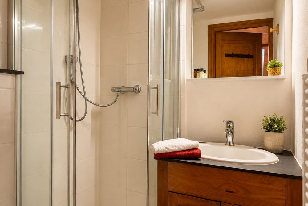 Chalet Antony & Cleopatra Bathroom