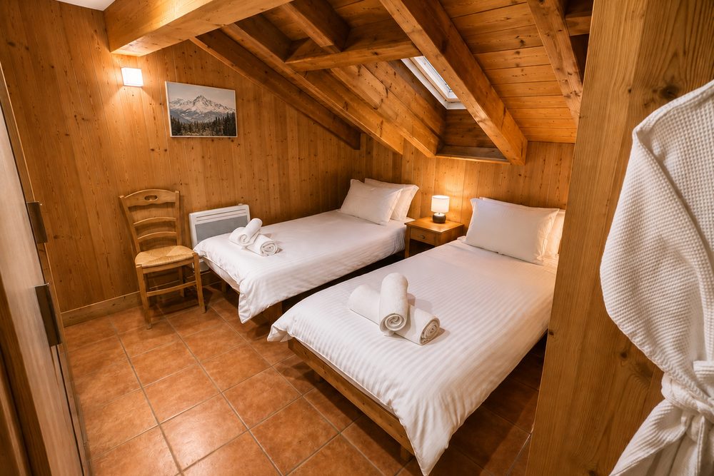 Chalet Antony & Cleopatra Twin Room