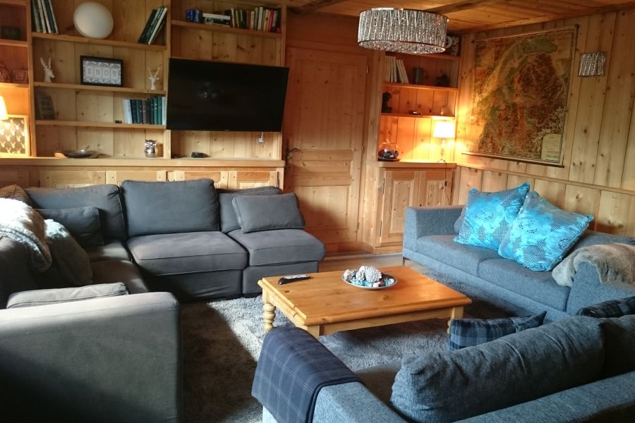 Ardoisiers living room