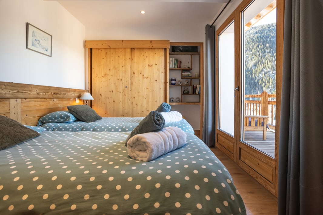 Twin bedrooms in Chalet Barthelemy