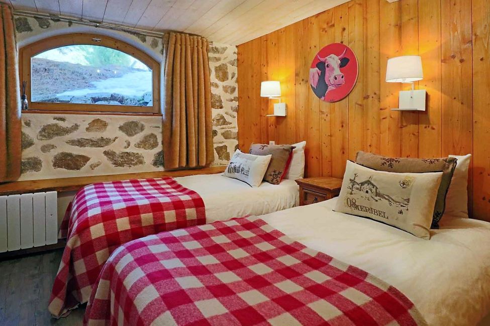 Bedroom in Chalet La Combe in Meribel