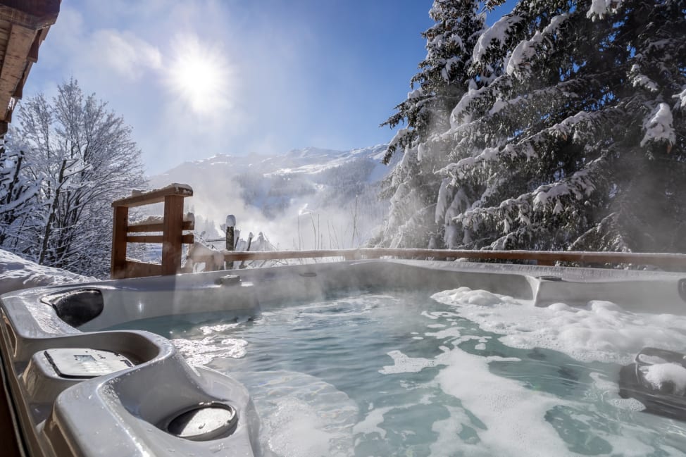 Outdoor Hot Tub in Chalet Les Loups