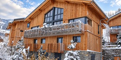 A singles ski holiday Chalet exterior in Chalet Myrtille - La Plagne