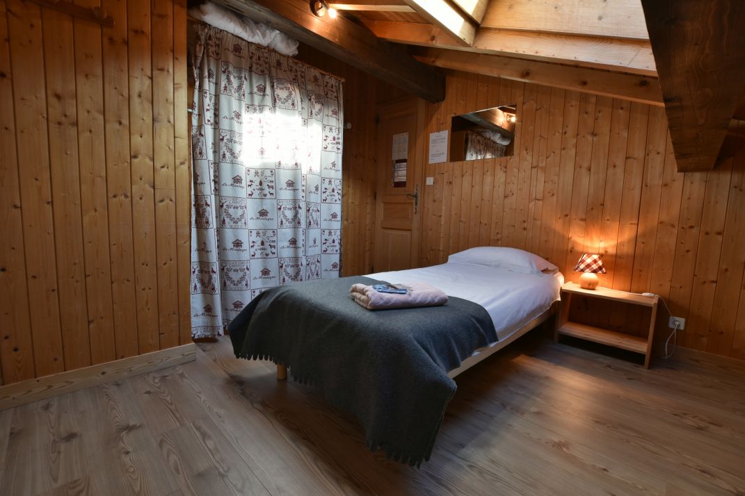 Room 5 in Chalet Chez Claude