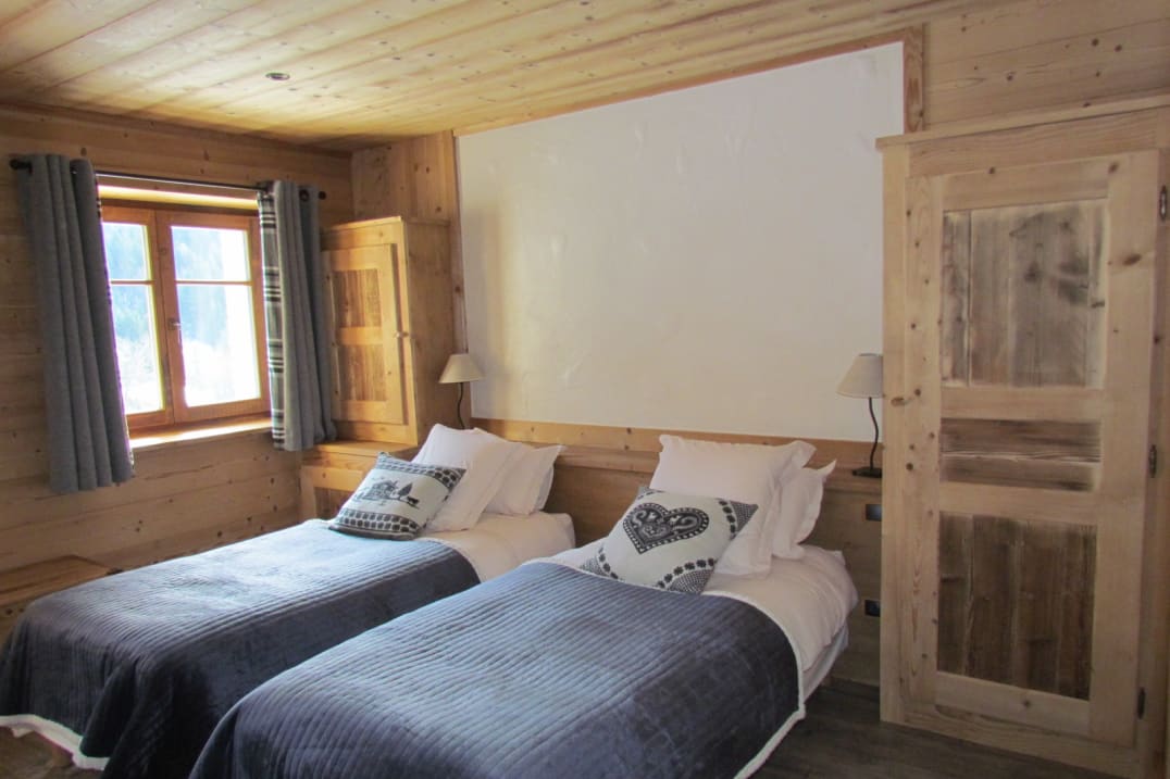 Chalet Chez La Fine Twin Room