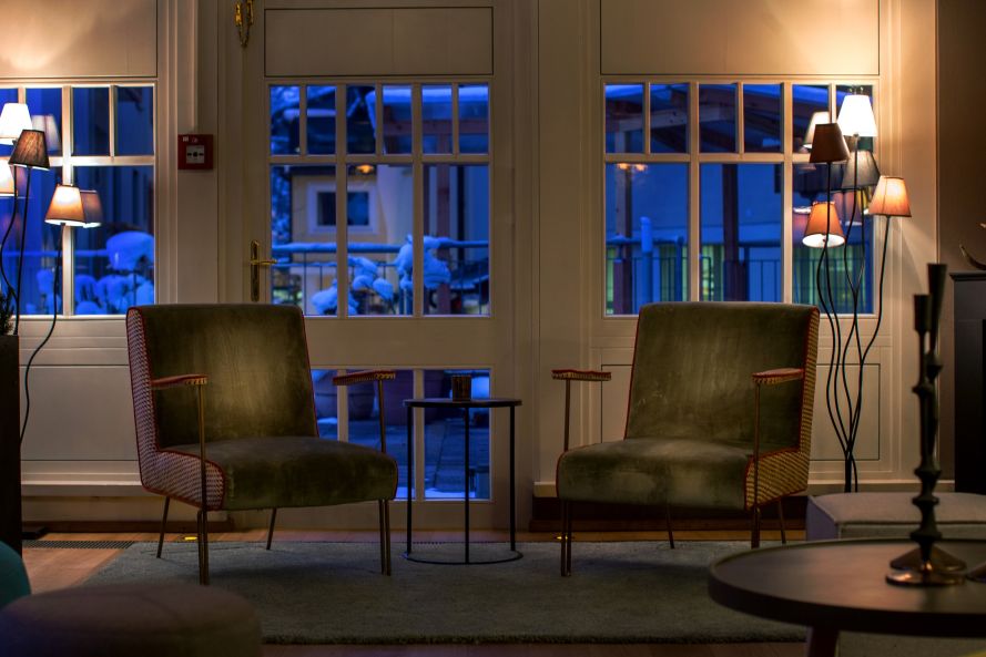 A view of the winter garden lounge area of Hotel Heitzmann