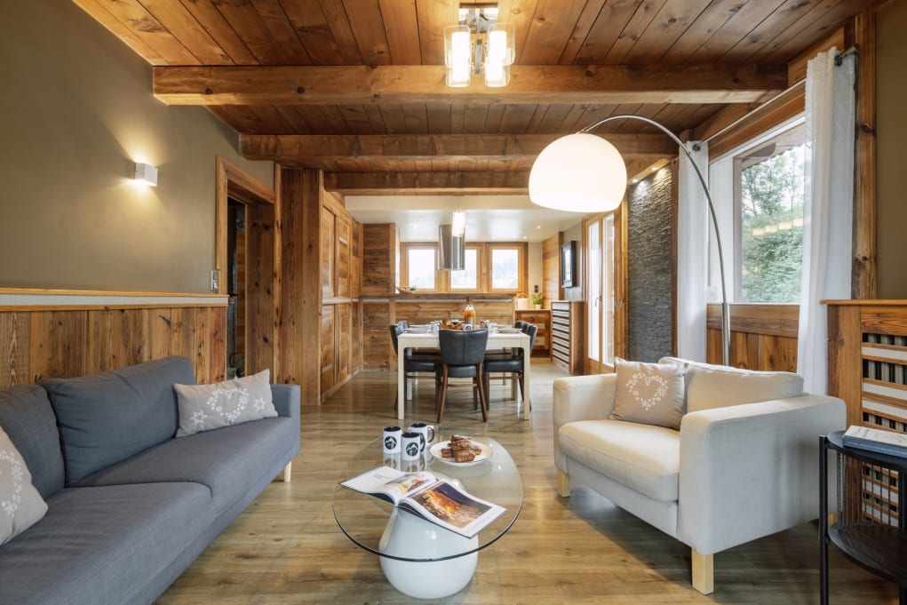 Chalet La Rocade communal area - Mid Floor Lounge