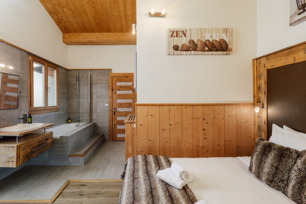 Chalet La Rocade double room