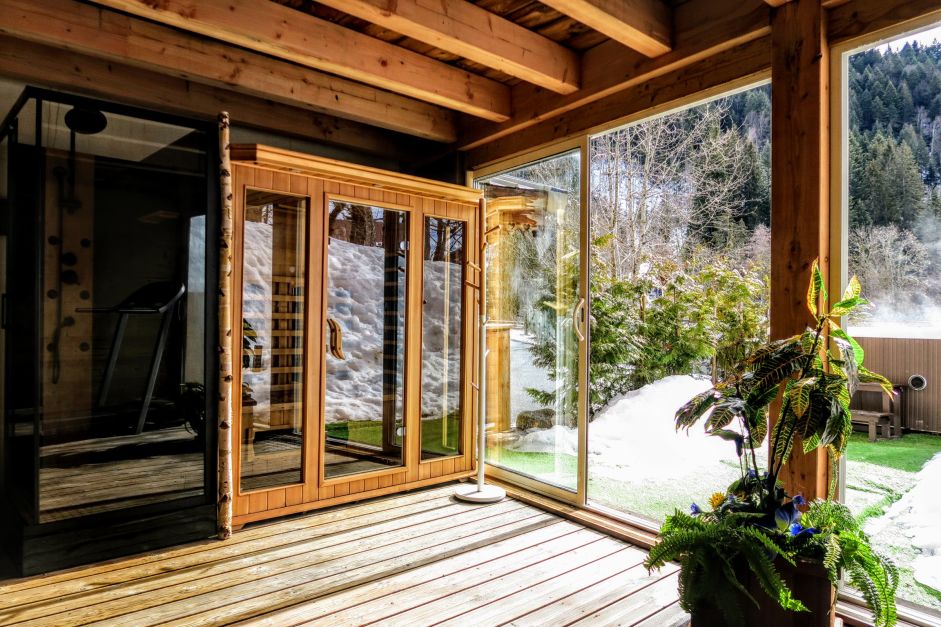 Fitness suite with hot tub in Les Suites de l'Alpe