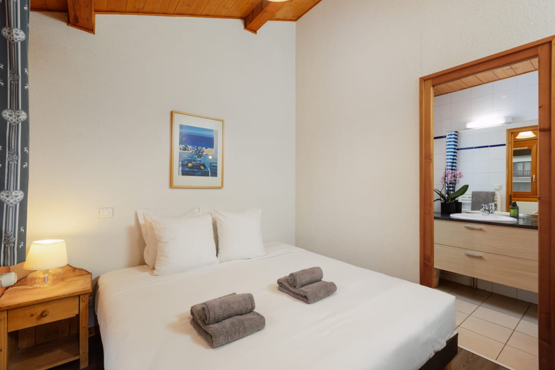 Negritelles Double Bedroom