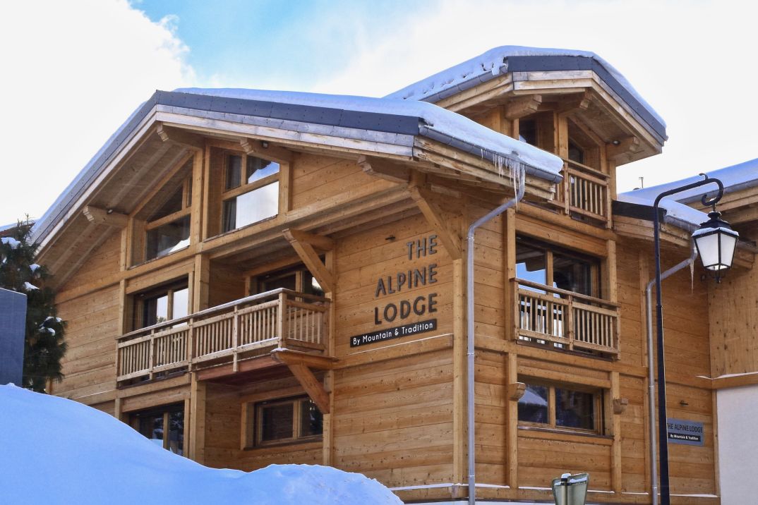 The Alpine Lodge, a Luxury Chalet in Les Gets for up to 15 people