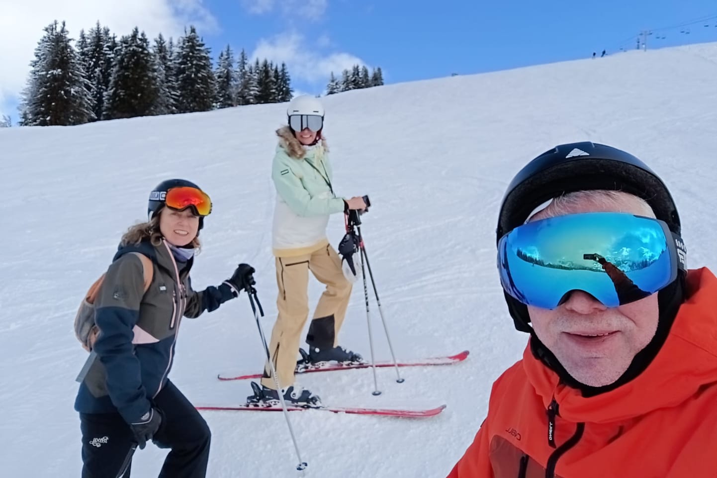 Solo skiers taking on the slopes in Morzine ski resort