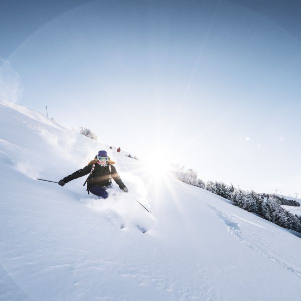 Female skier in Les Deux Alpes