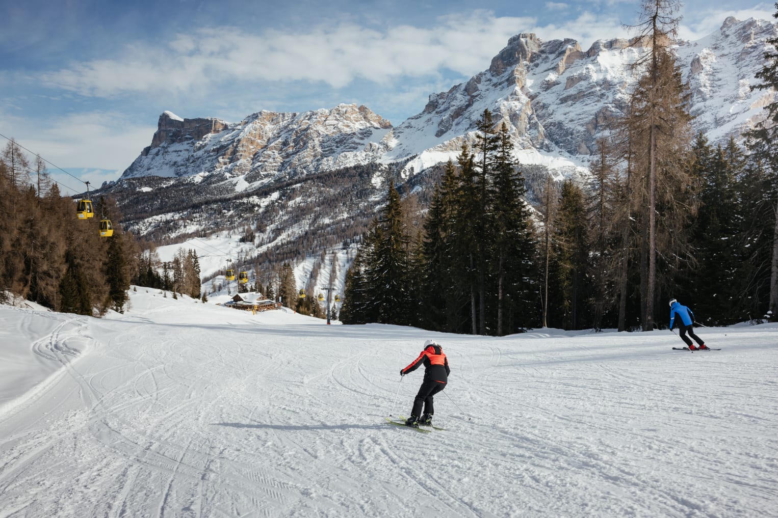 Skiing in San Cassiano