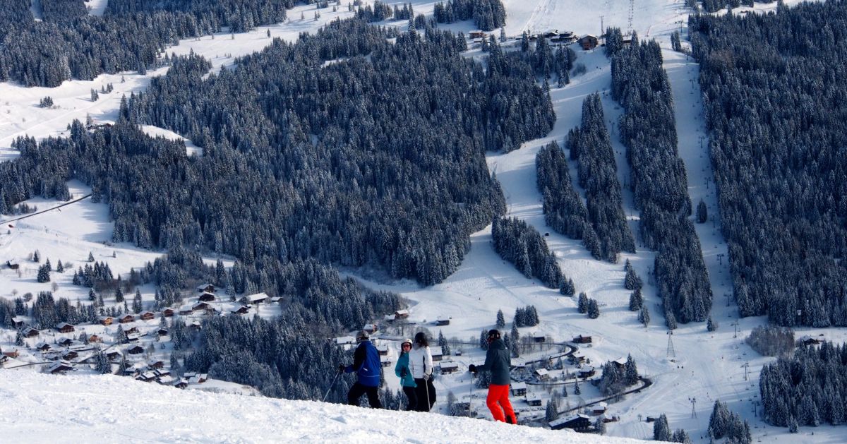 Guided Ski Holidays Solo Holidays with Guided Skiing and Boarding